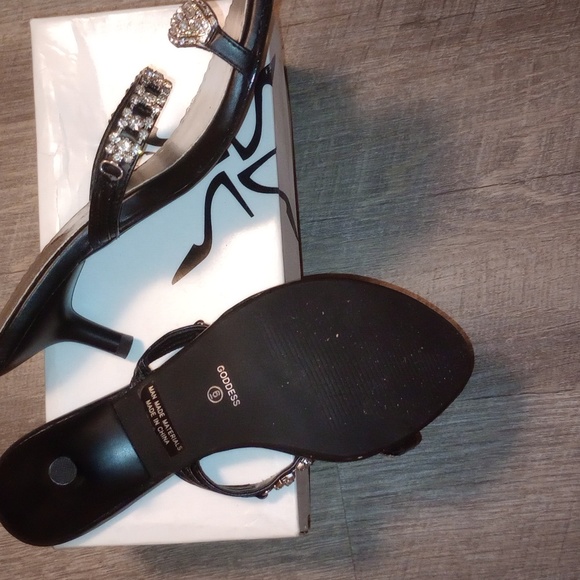 SEVENTEEN MILES RHINESTONE ACCENTED HEELS - Picture 4 of 9